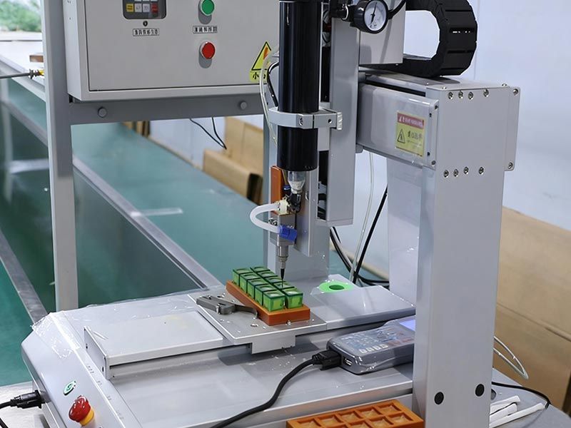 Automatic Gluing Machine